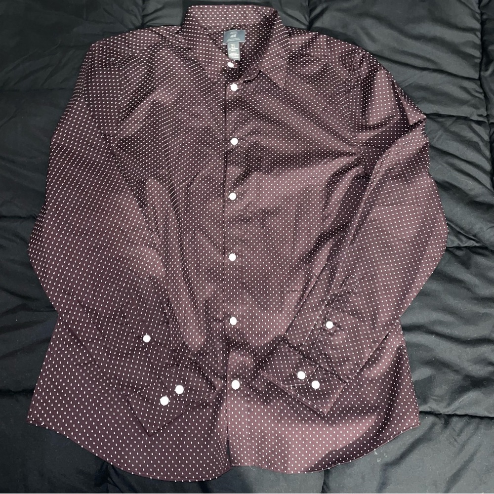 men’s dress shirt.